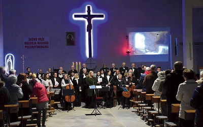 Śpiewana modlitwa była jednocześnie wprowadzeniem do parafialnych rekolekcji wielkopostnych. 