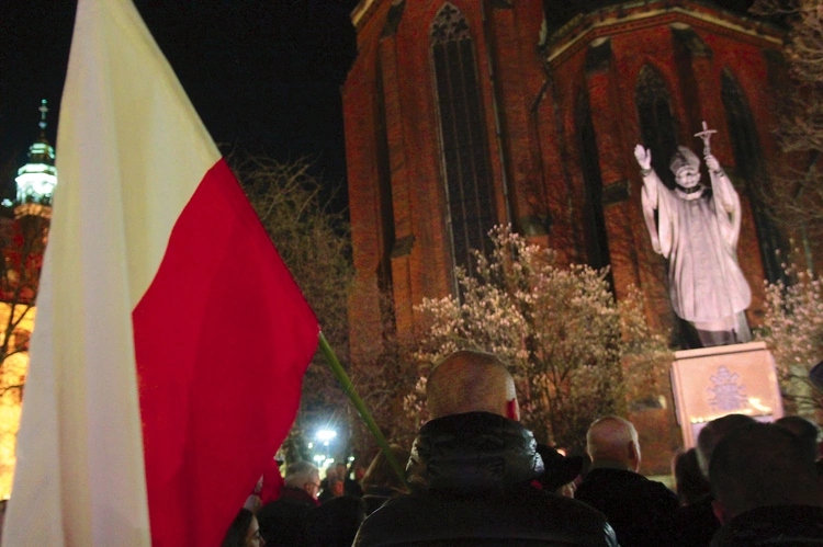Na spotkanie 2 kwietnia przyszło kilkadziesiąt osób.