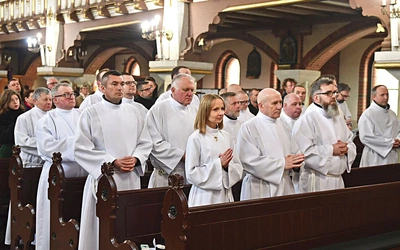 Uroczystość odbyła się w parafii pw. NMP Królowej Polski.