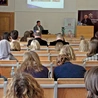 Prelegenci podkreślali, że człowiek oprócz smartfona ma jeszcze duszę.