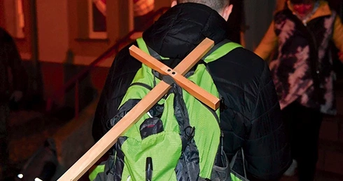 Ekstremalna Droga Krzyżowa to okazja do przemiany serca i świadectwa wiary