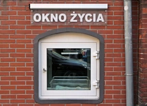 Dziecko w Oknie Życia we Wrocławiu. Jest jednak problem