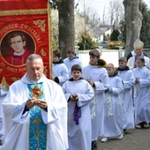 Odsłonięto pomnik bł. ks. Popiełuszki w Skotnikach