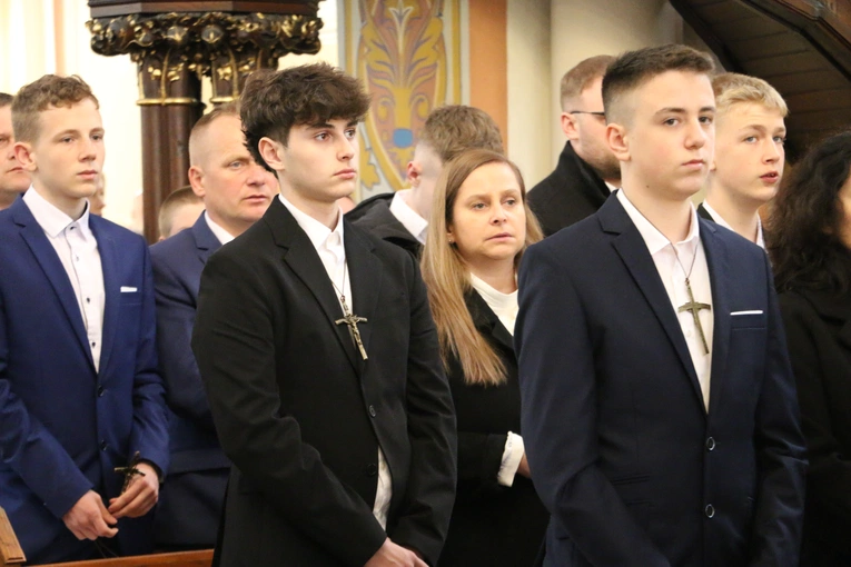 Nasielsk. Poświęcenie figury św. Michała Archanioła