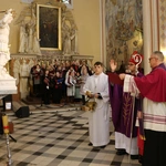 Nasielsk. Poświęcenie figury św. Michała Archanioła