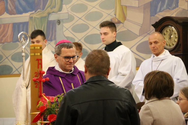 Nasielsk. Poświęcenie figury św. Michała Archanioła