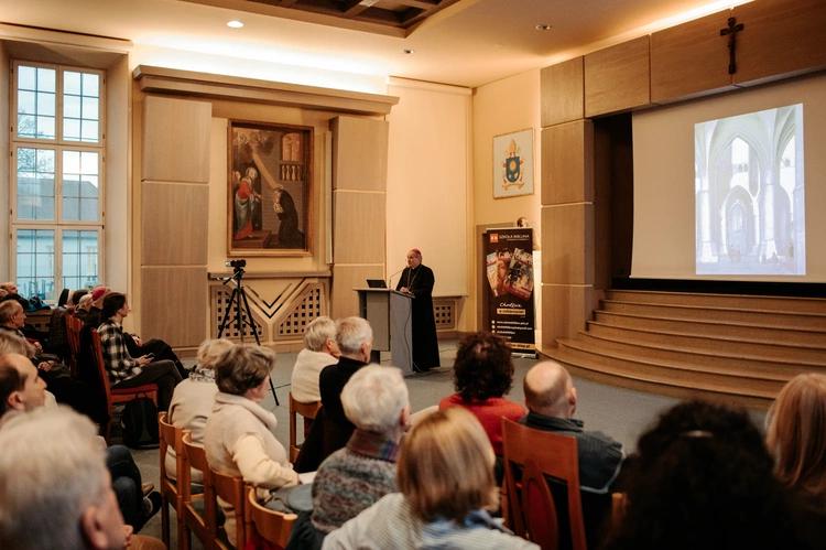 Wykład bp. Michała Janochy w ramach Szkoły Biblijnej AG