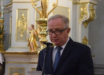 Dwie lekcje religii tygodniowo w szkołach w powiecie przysuskim