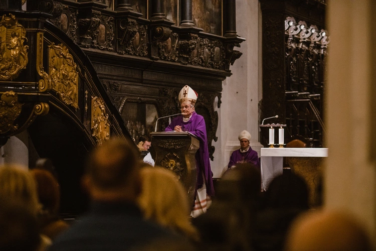 Rekolekcje z bp. Michałem Janochą