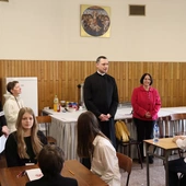 VIII Konkurs Wiedzy o Złote Lilie Jadwigi Andegaweńskiej