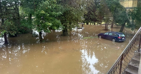 Kolejne miliony od Caritas dla powodzian
