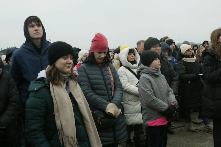 Droga Krzyżowa na Majdanku