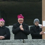 Droga Krzyżowa na Majdanku