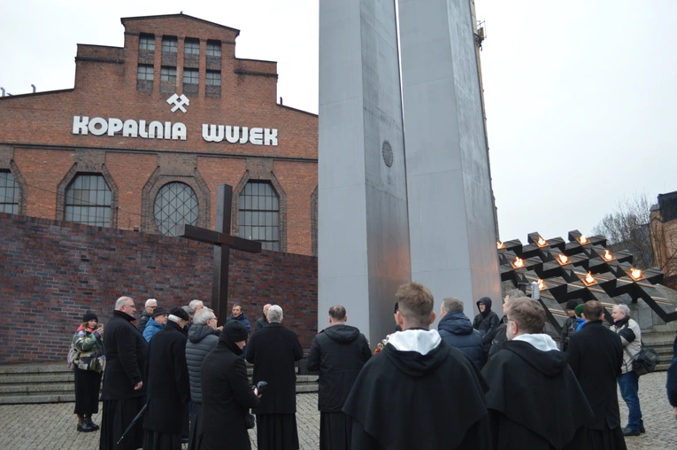 Nabożeństwo Drogi Krzyżowej na ulicach Katowic