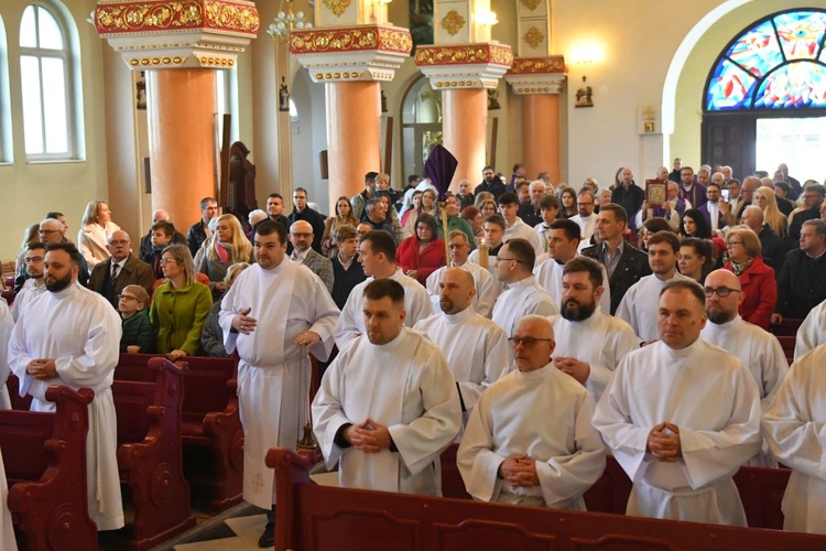 Diecezja ma nowych nadzwyczajnych szafarzy Komunii świętej