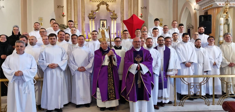 Diecezja ma nowych nadzwyczajnych szafarzy Komunii świętej