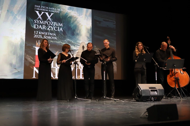 XX Sympozjum Dar Życia - świadectwo i modlitwa pieśnią