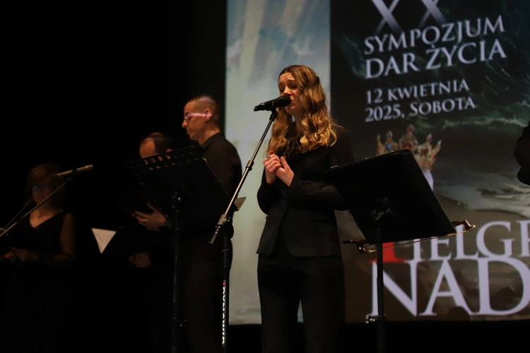 XX Sympozjum Dar Życia - świadectwo i modlitwa pieśnią