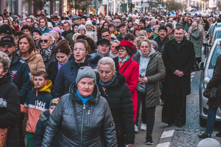 Gdyńska Droga Krzyżowa 2025