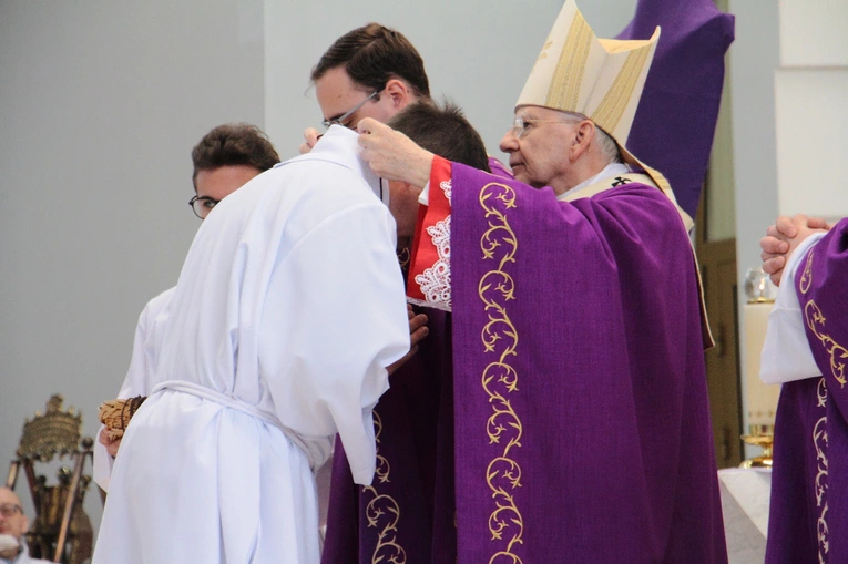 Błogosławieństwo nadzwyczajnych szafarzy Komunii świętej 2025