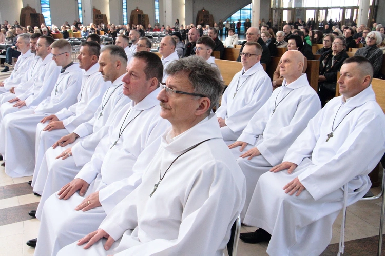 Błogosławieństwo nadzwyczajnych szafarzy Komunii świętej 2025