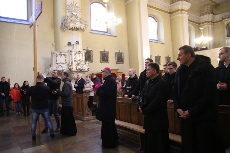 Płock. Droga Krzyżowa na Starym Mieście