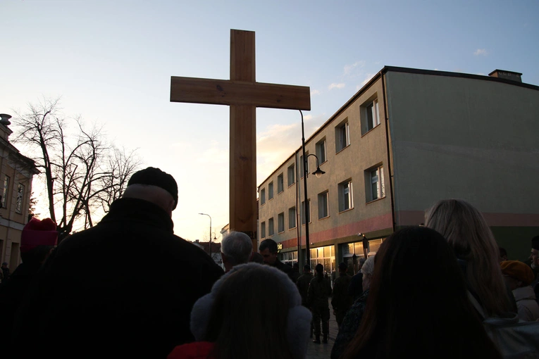 Płock. Droga Krzyżowa na Starym Mieście