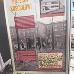 Wystawa o obronie Krzyża Nowohuckiego