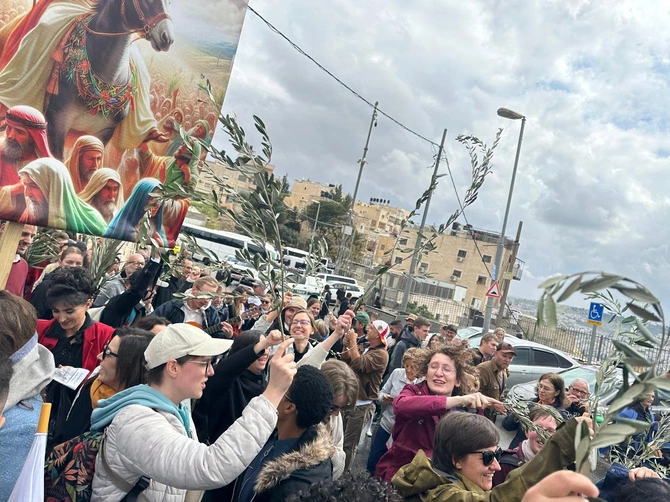 Nasza fotorelacja z Jerozolimy: Procesja Niedzieli Palmowej