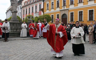 Jesteś przyjacielem Jezusa, nie tylko przy wjeździe do Jerozolimy, ale także na Golgocie?