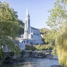 Lourdes: rekordowa pielgrzymka paryskich licealistów, zabrakło miejsc noclegowych