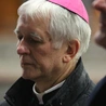 Bp Marek Szkudło zapewnia o modlitwie za ofiary pożaru w Pszowie i ich najbliższych