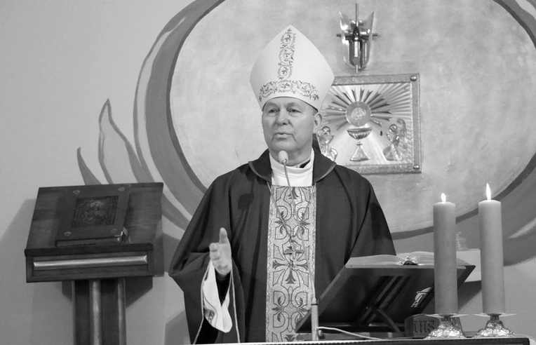 Biskup Piotr Turzyński (1964-2025)