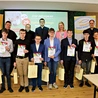 Po raz pierwszy  w historii zmagań konkursowych  wśród laureatów znaleźli się  sami panowie. 