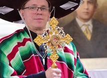 – Będę często powtarzał z ambony: „Niech żyje Chrystus Król!” – przekonuje ks. Leszek.   