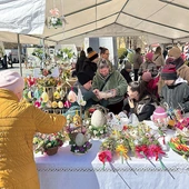 Świąteczny kiermasz  na niżańskich plantach. 