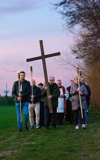 Droga Krzyżowa w Jeziornej Osadzie