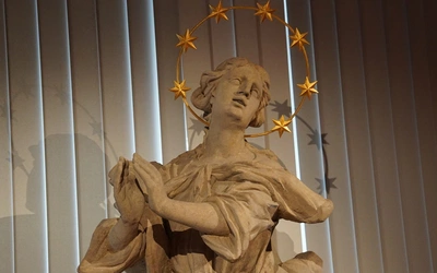 Odnalezioną po latach figurę NMP Niepokalanie Poczętej można już oglądać w Muzeum Narodowym we Wrocławiu