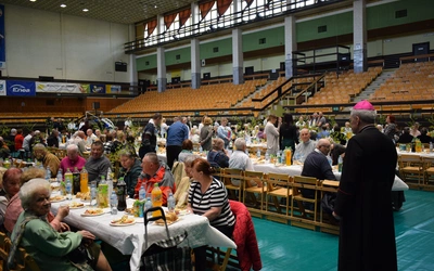 Śniadanie wielkanocne w Tarnobrzegu