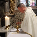 Msza Krzyżma 2025 w archikatedrze wrocławskiej