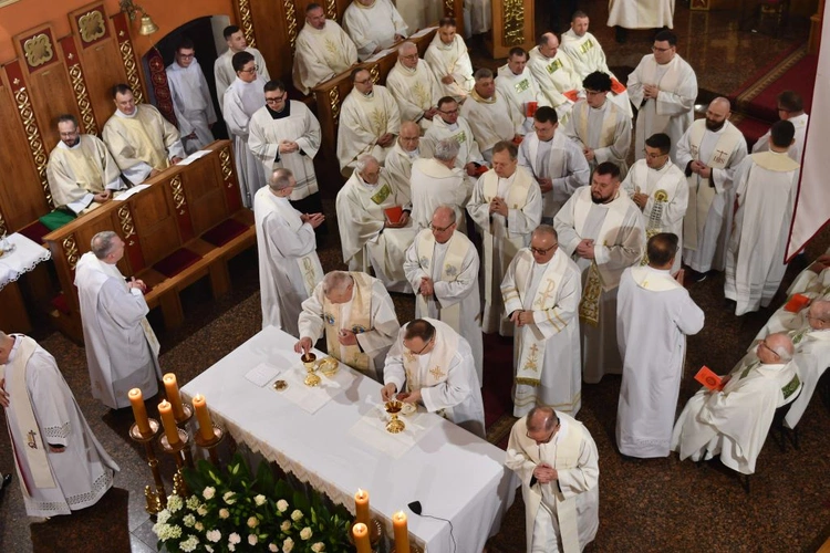 Msza Krzyżma Świętego w konkatedrze