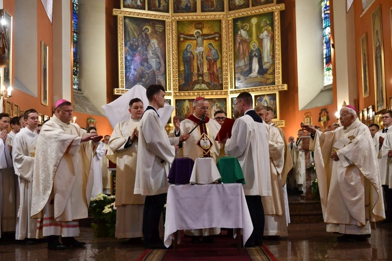 Msza Krzyżma Świętego w konkatedrze