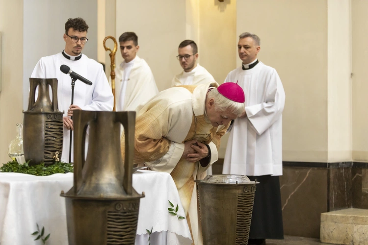Msza Krzyżma w katedrze Chrystusa Króla