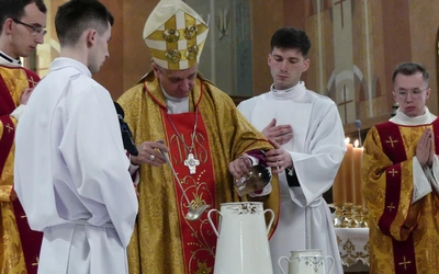 Msza Święta Krzyżma w katedrze św. Mikołaja w Bielsku-Białej - 2025