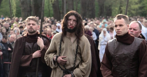Wielki Piątek w Kalwarii Zebrzydowskiej 2025