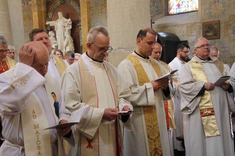 Płock. Msza Krzyżma