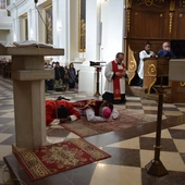 Wielki Piątek na Świętym Krzyżu