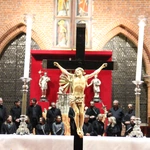 Liturgia męki Pańskiej 2025 w archikatedrze wrocławskiej