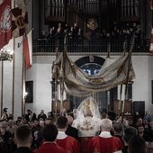 Abp Adrian Galbas: Oto jest sens męki Chrystusa