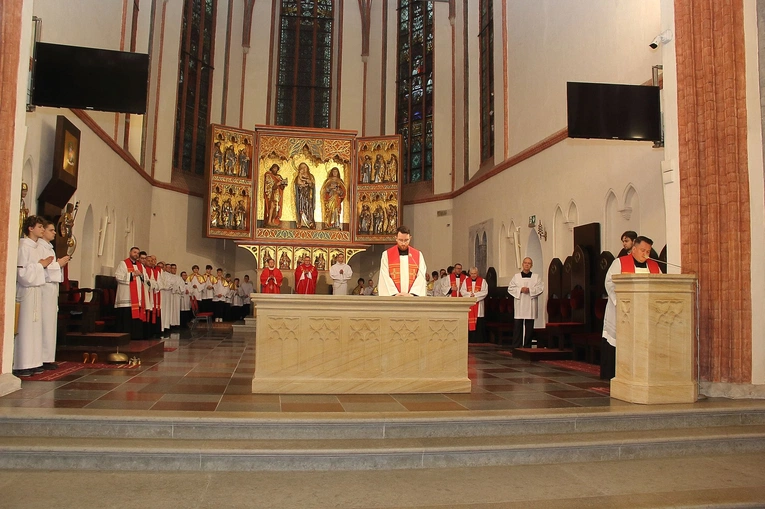 Liturgia Wielkiego Piątku cz. 1